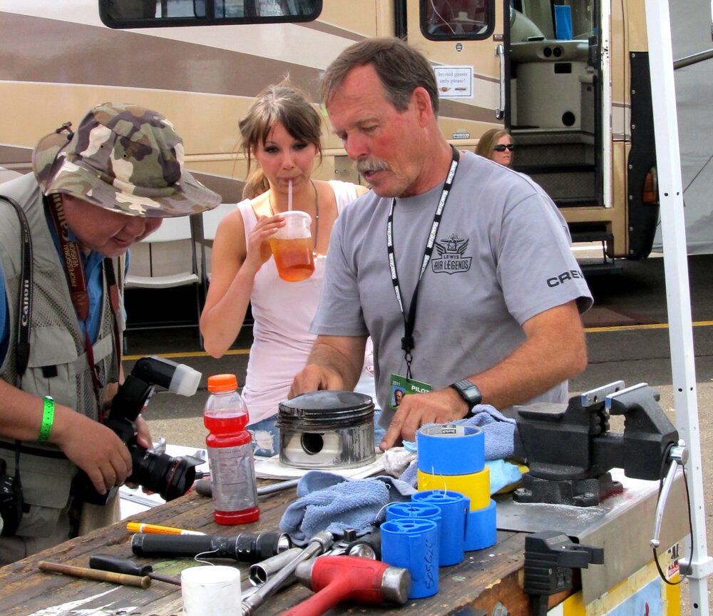 a hoot 2011.JPG